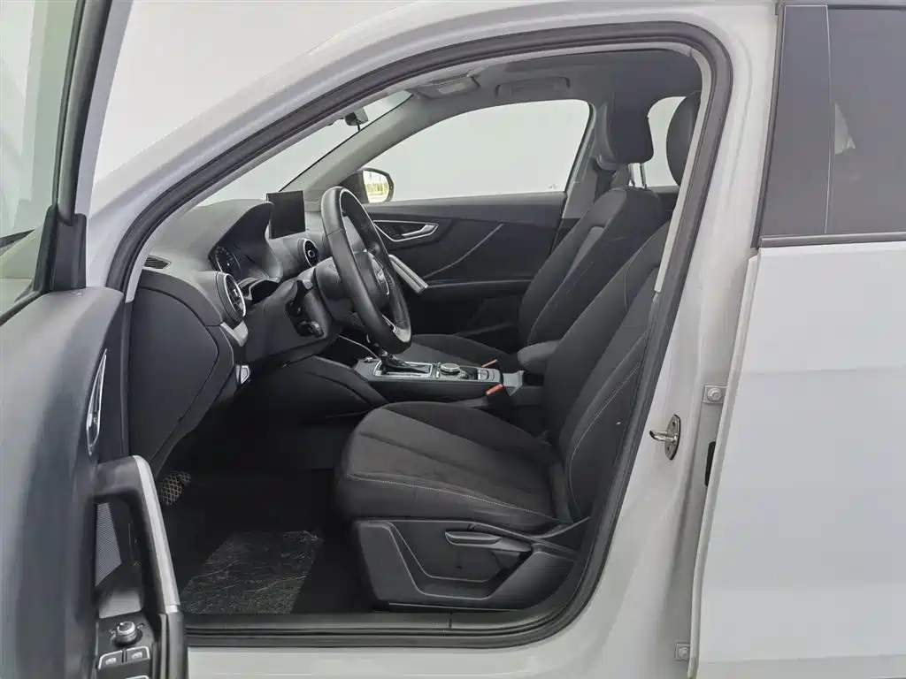 Audi Q2L 2020 35 TFSI aggressive and dynamic model купить на сайте DeffCars