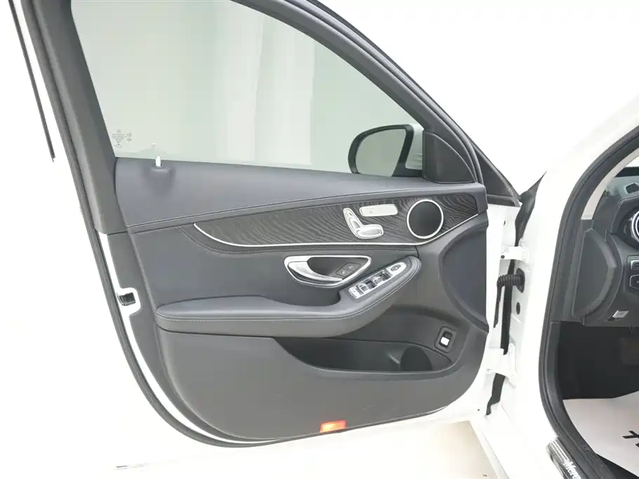 Mercedes-Benz C-Class 2019 facelift C 260 L sports version купить на сайте DeffCars