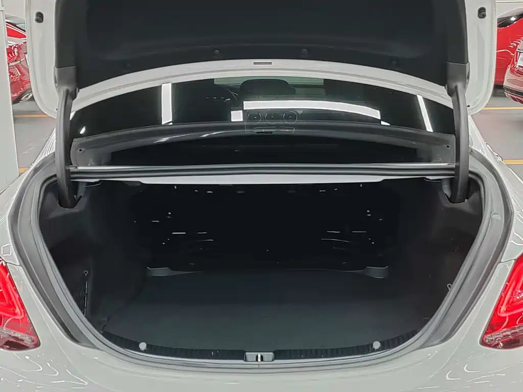 Mercedes-Benz C-Class 2021 C 260 L Sports Star Collection Edition купить на сайте DeffCars