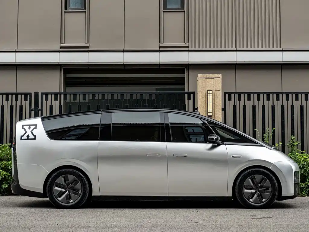 Ideal MEGA 2024 Ultra купить на сайте DeffCars