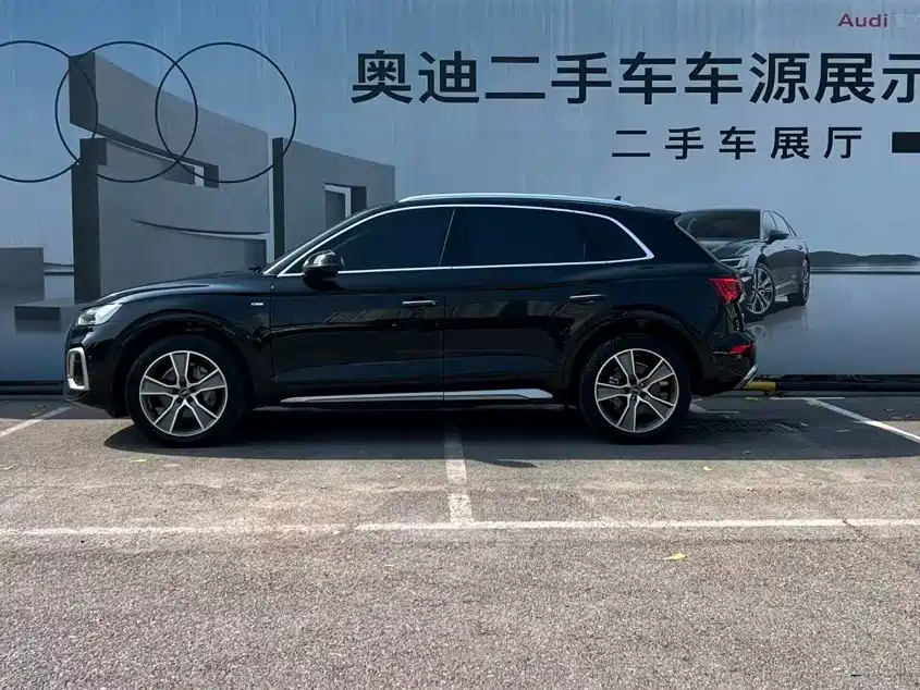 Audi Q5L 2022 45T luxury and dynamic model купить на сайте DeffCars