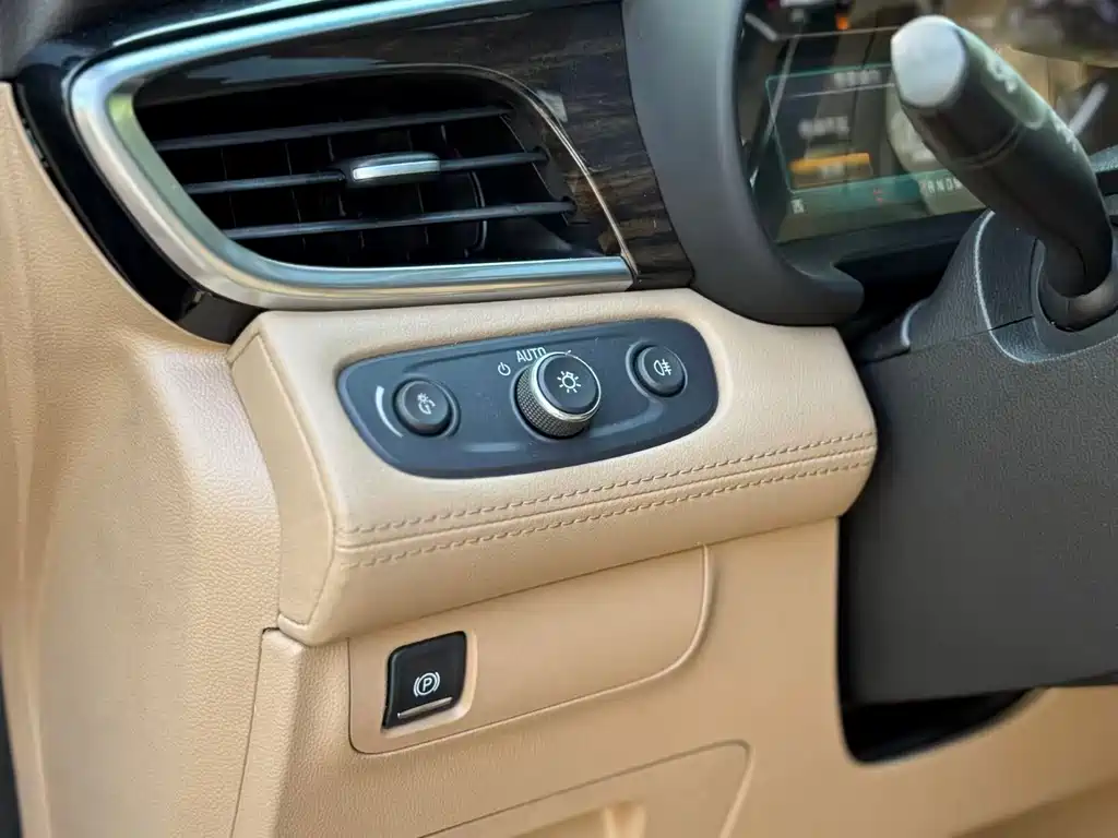 Buick GL8 2018 ES 28T luxury model National VI купить на сайте DeffCars