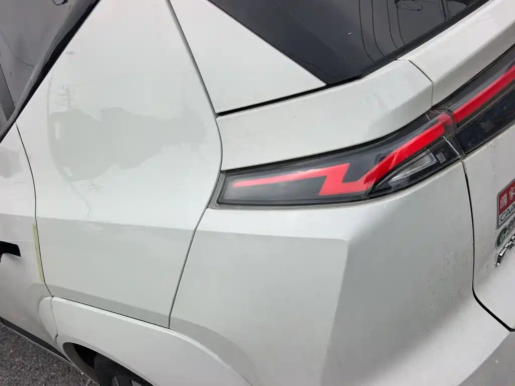 Hechuang Z03 2022 model 510km cool version 160kW 61.13kWh купить на сайте DeffCars