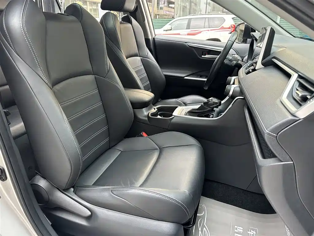 Wilanda 2022 dual engine 2.5L E-CVT two-wheel drive luxury PLUS version купить на сайте DeffCars