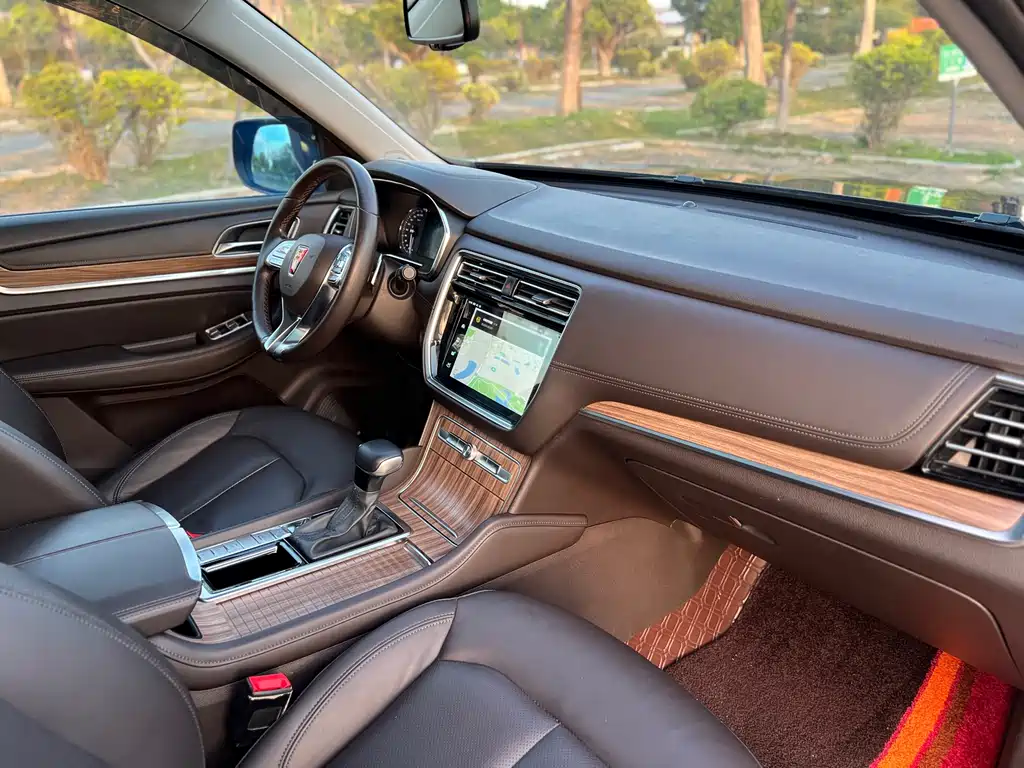 Roewe RX8 2018 30T Intelligent Network 2WD Extreme Edition купить на сайте DeffCars