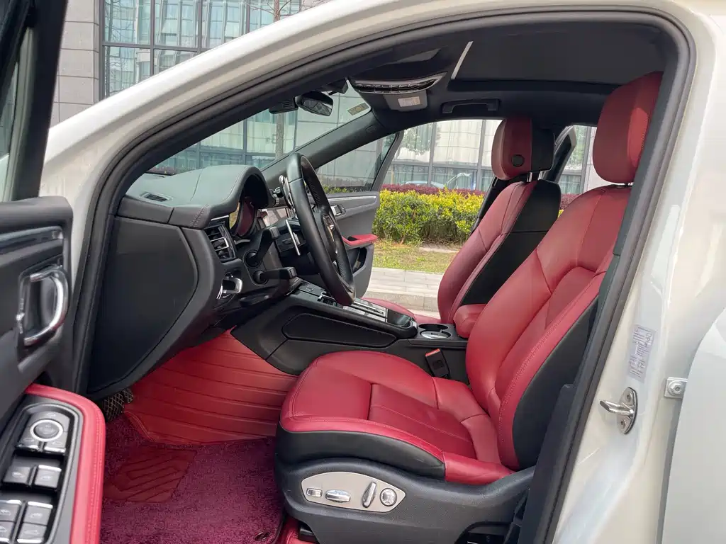 Macan 2023 Macan 2.0T купить на сайте DeffCars