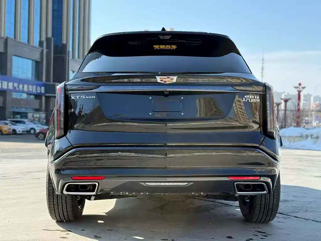 Cadillac XT5 2025 2.0T Premium Model купить на сайте DeffCars