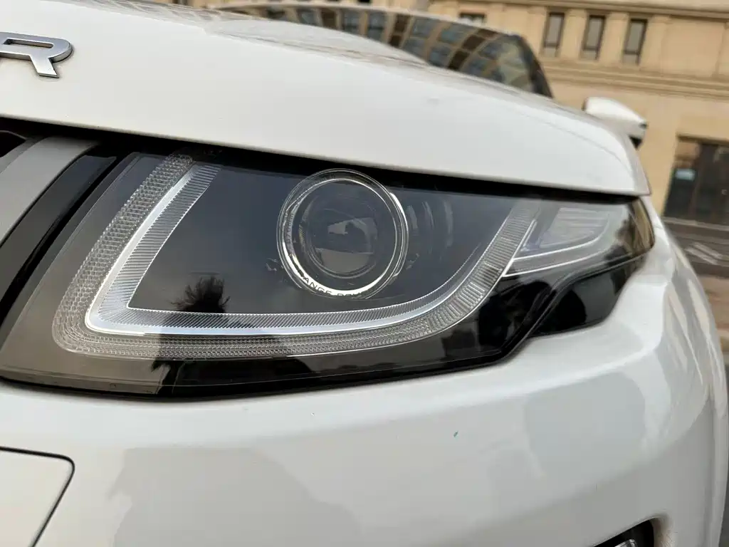Range Rover Evoque 2018 240PS PURE Fashion Edition купить на сайте DeffCars