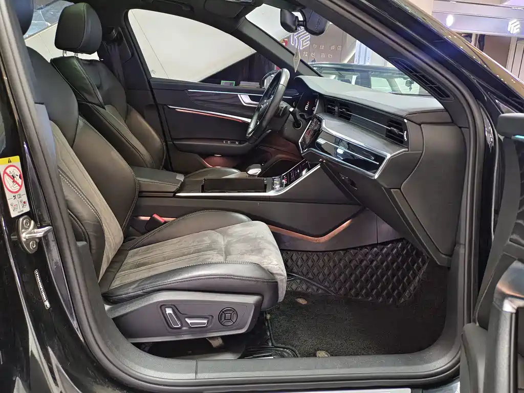 Audi A6L 2024 45 TFSI quattro premium dynamic model купить на сайте DeffCars