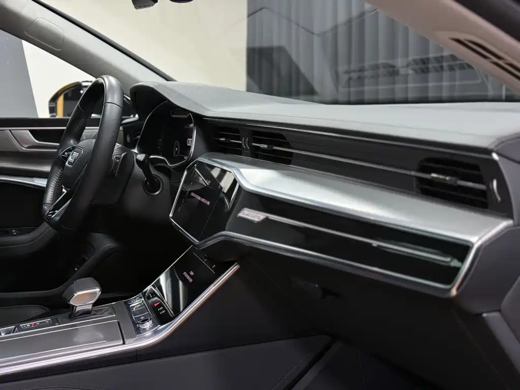 Audi A7 2019 55 TFSI quattro competition version купить на сайте DeffCars