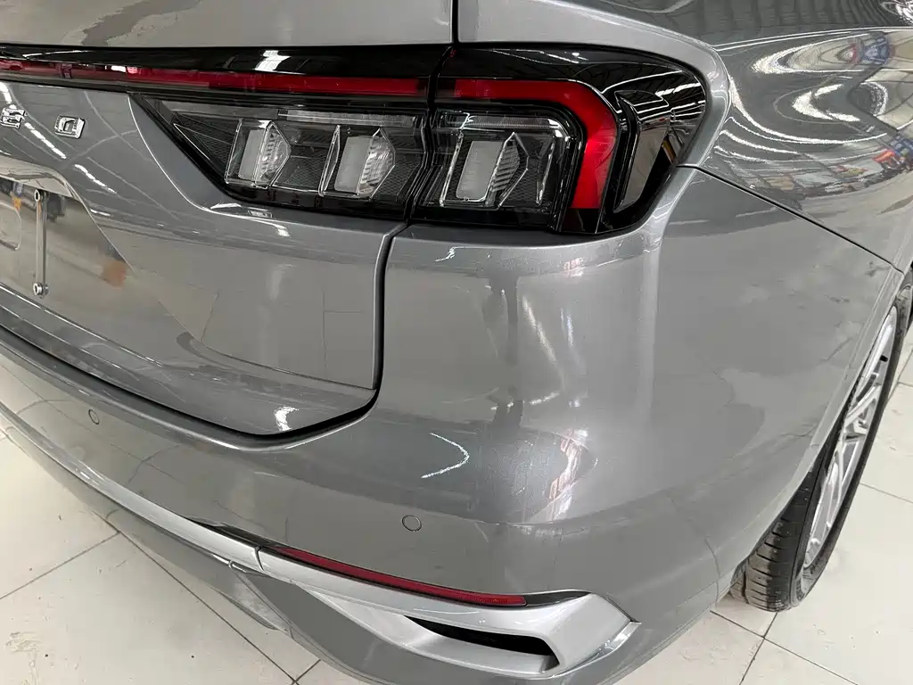 Mondeo 2022 EcoBoost 245 Luxury купить на сайте DeffCars