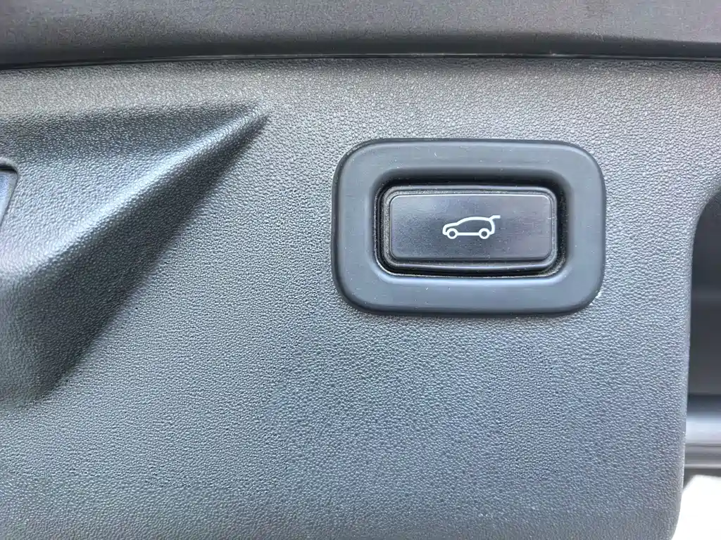 Discovery Sport 2022 249PS Metropolis Edition 5-seater купить на сайте DeffCars