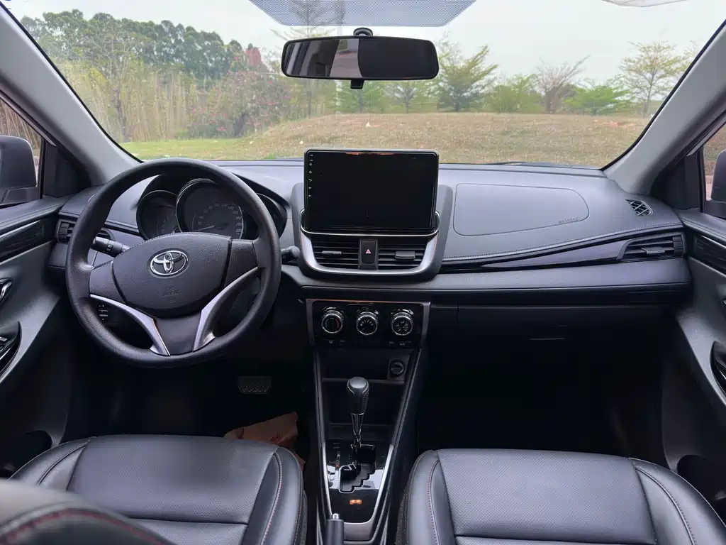 YARiS L Zhixuan 2021 Zhixuan X 1.5L CVT Deluxe Edition купить на сайте DeffCars