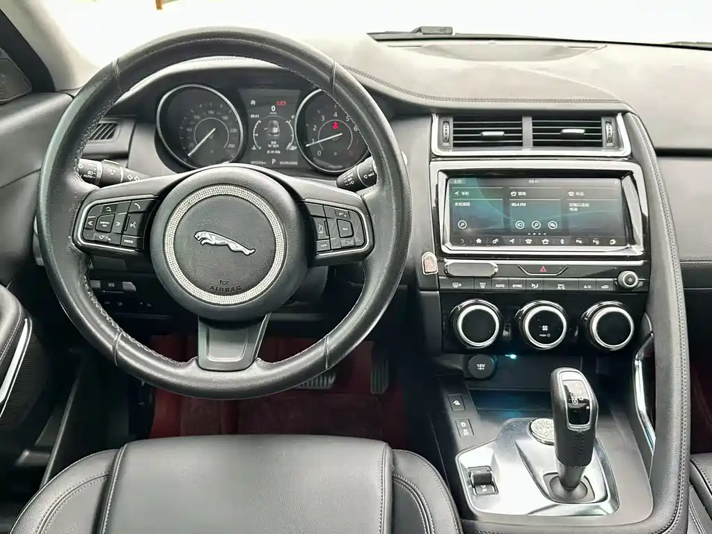 Jaguar E-PACE 2018 P200 S National V купить на сайте DeffCars