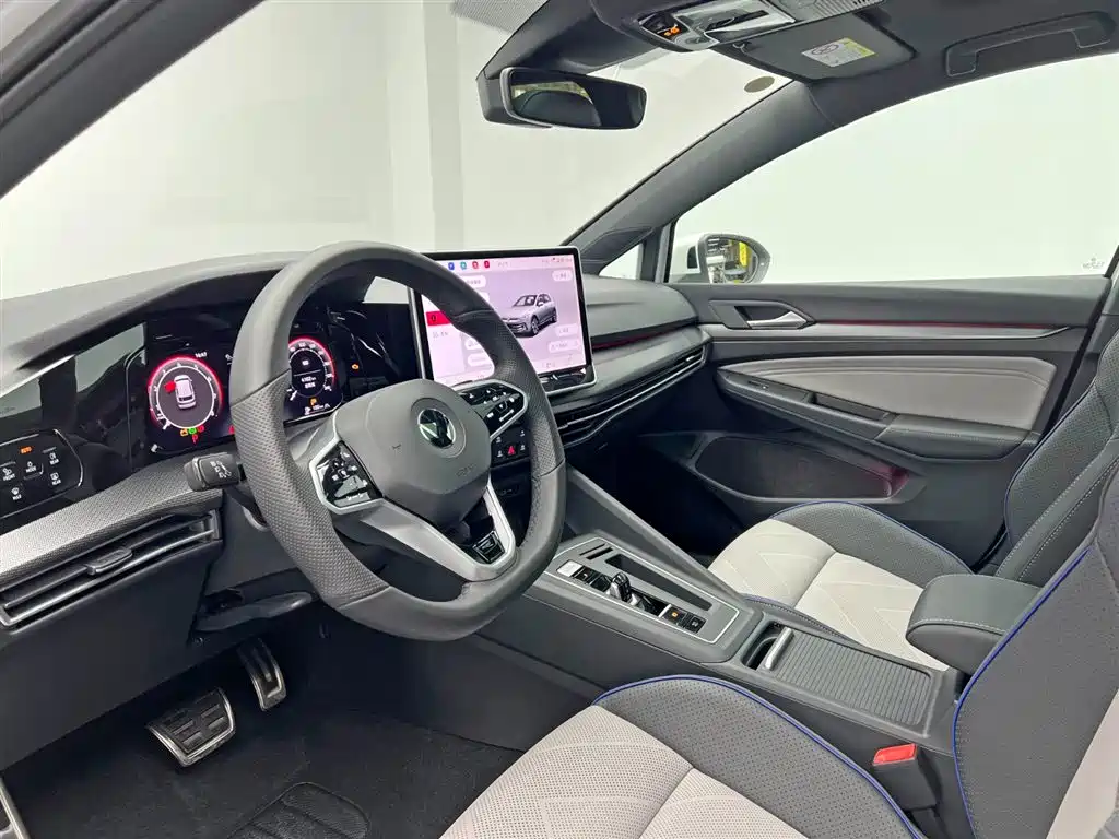 Golf 2025 300TSI R-Line купить на сайте DeffCars