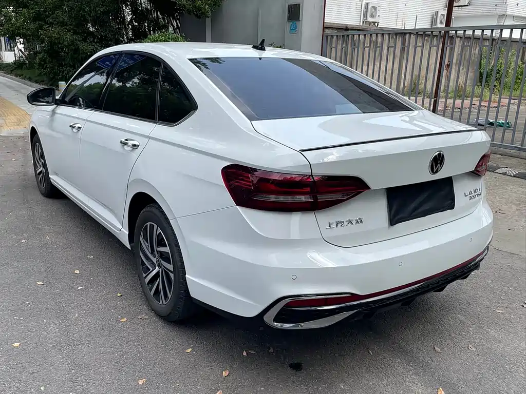 Lavida 2024 300TSI DSG Starry Sky Leading Edition купить на сайте DeffCars