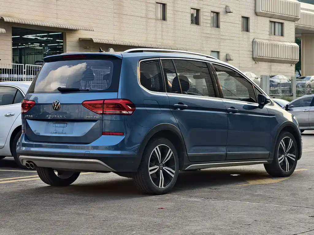 Touran 2021 Touran L 280TSI DSG expansion version 7 seats купить на сайте DeffCars