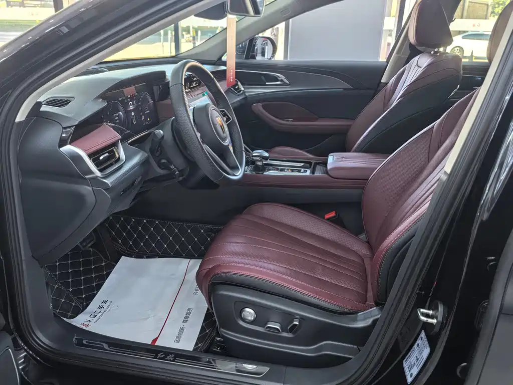 Hongqi H5 2023 2.0T Automatic Zhilianqichang Edition купить на сайте DeffCars