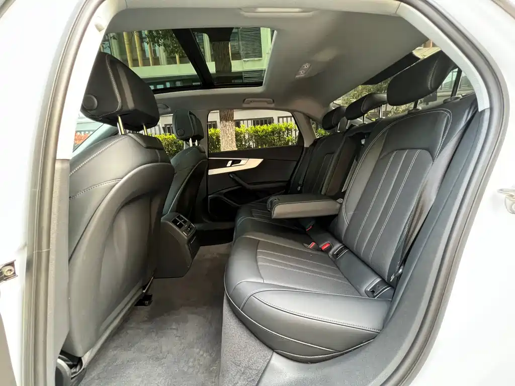 Audi A4L 2024 40 TFSI luxury and dynamic model купить на сайте DeffCars