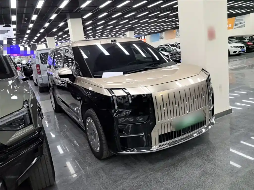 Jikrypton 009 2024 seven-seat aisle version four-wheel drive 108kWh купить на сайте DeffCars
