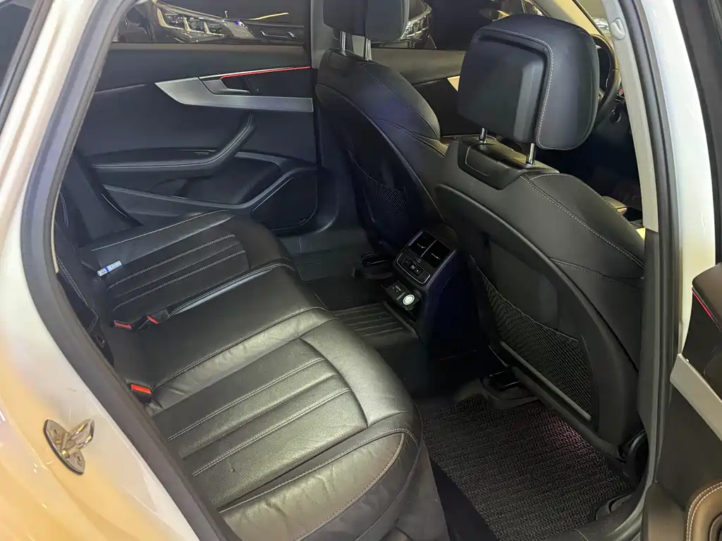 Audi A4L 2020 40 TFSI Fashionable and Dynamic купить на сайте DeffCars