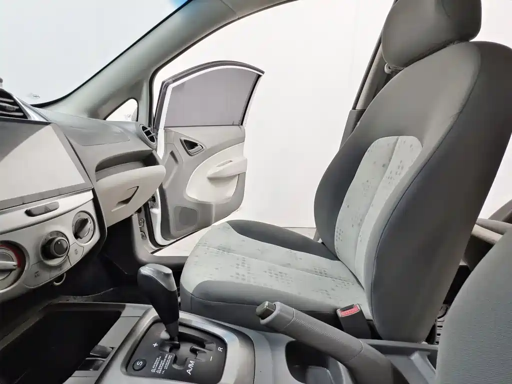 Sail 2013 sedan 1.2L AMT ideal version купить на сайте DeffCars