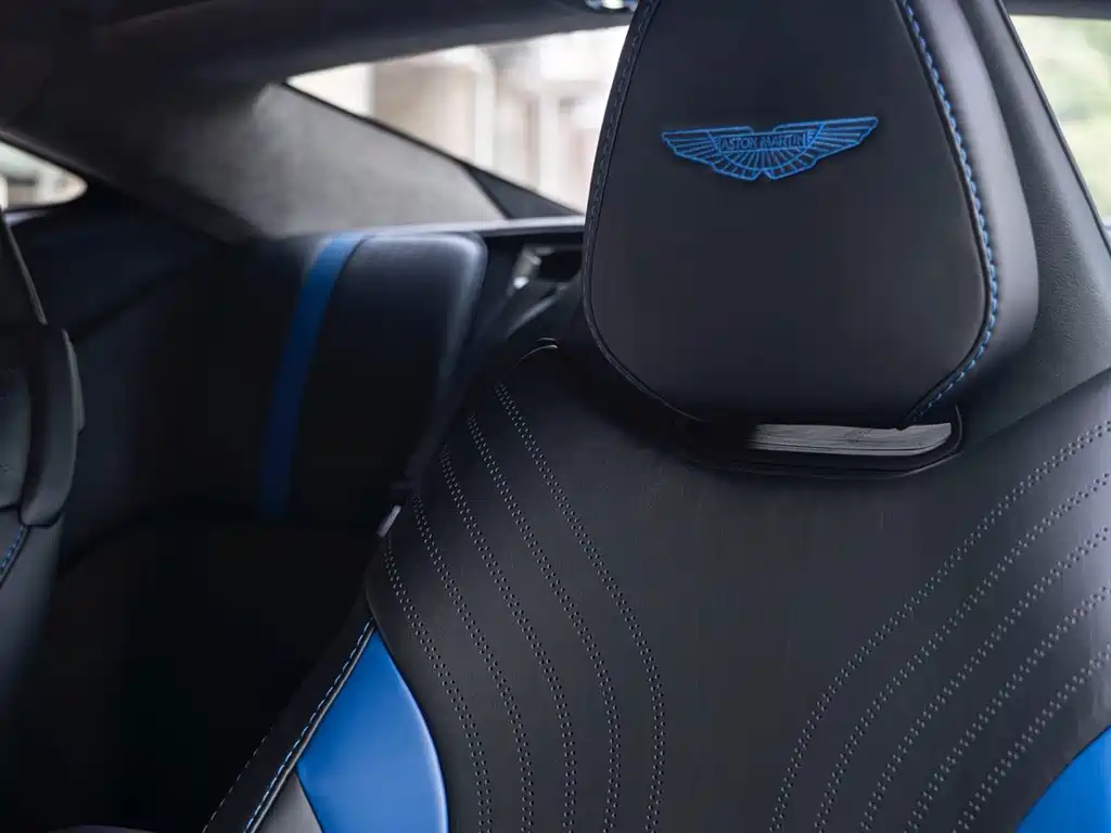 Astonmartin DB11 2019 4.0T V8 Coupe купить на сайте DeffCars