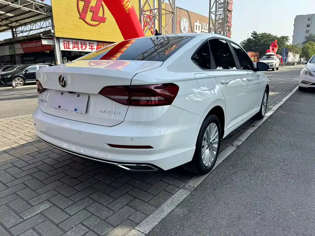 Lavida 2022 1.5L automatic vision version купить на сайте DeffCars