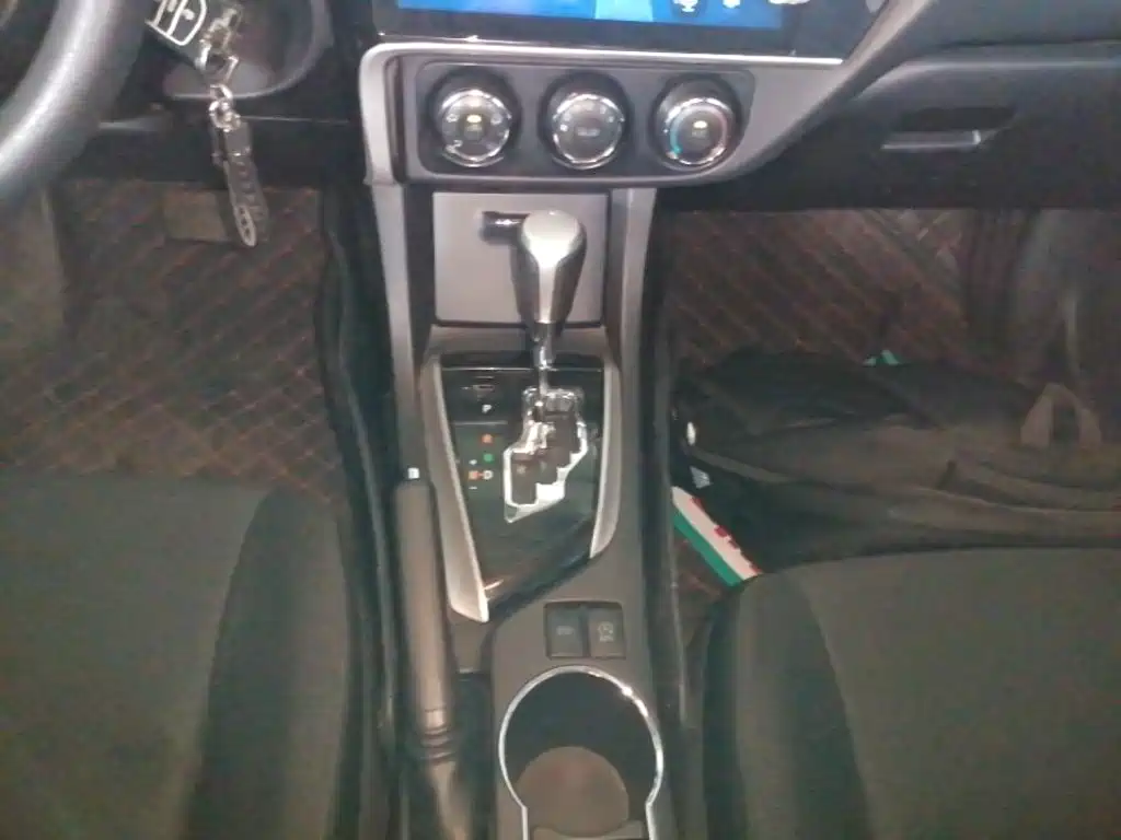 Corolla 2017 facelift 1.2T S-CVT GL купить на сайте DeffCars