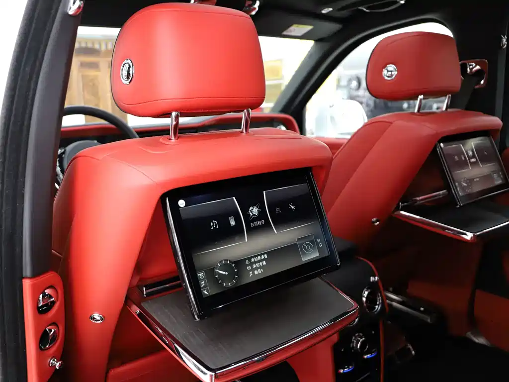 Cullinan 2018 five-seater version купить на сайте DeffCars