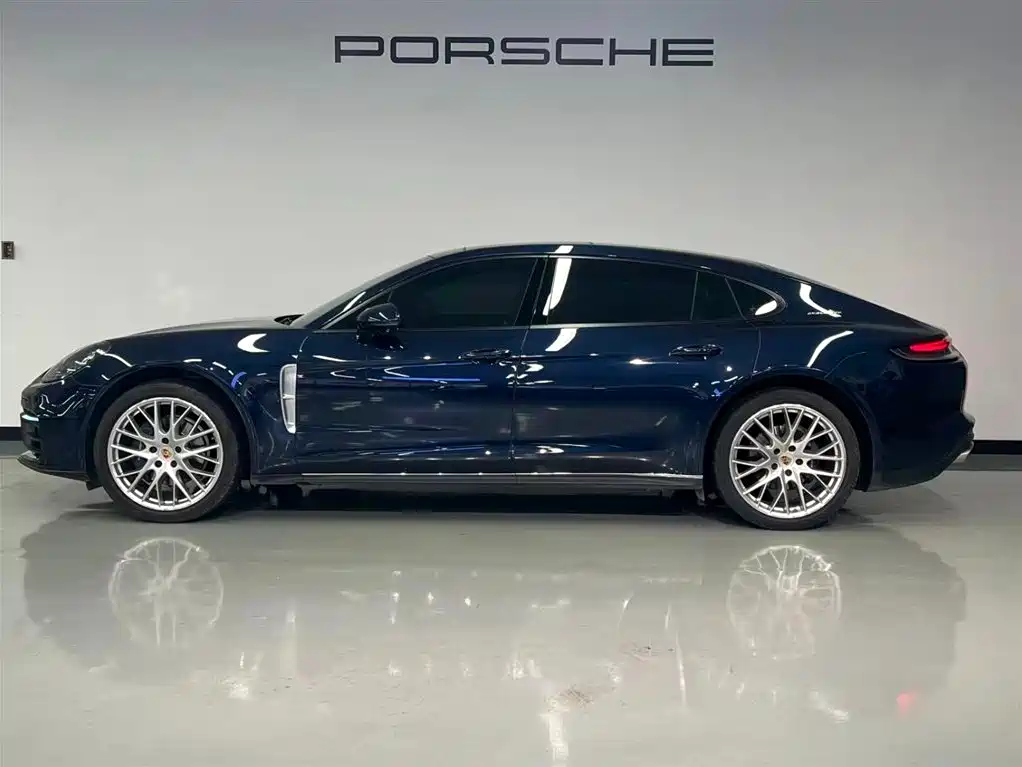 Panamera 2023 Panamera Executive Extended Edition 2.9T купить на сайте DeffCars