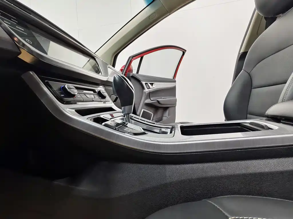 Emgrand GS 2019 1.4T CVT купить на сайте DeffCars