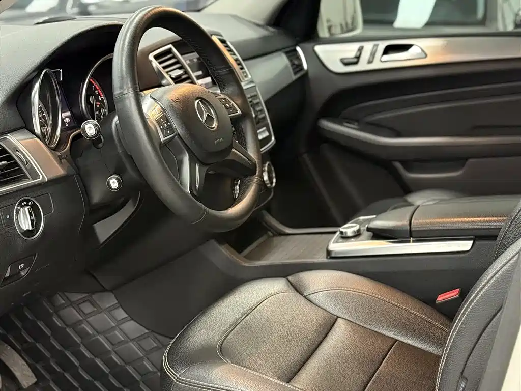 Mercedes-Benz M-Class 2012 ML 300 купить на сайте DeffCars