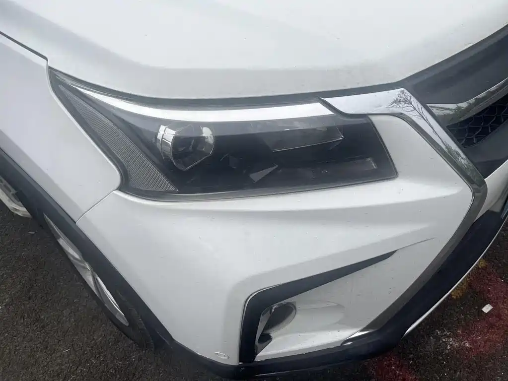 BAIC Huansu S5 2017 1.3T CVT premium model купить на сайте DeffCars