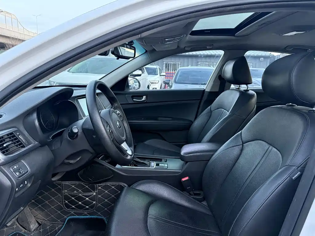 Kia K5 New Energy 2018 2.0L Smart Edition купить на сайте DeffCars