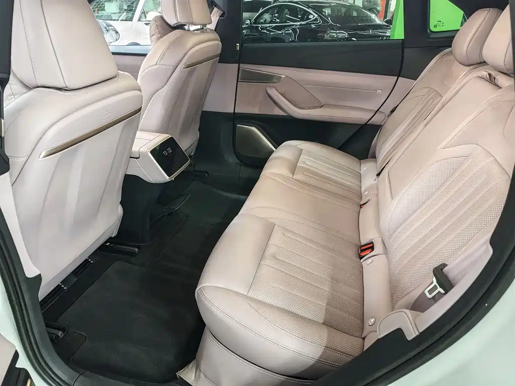 Ledo L60 2024 60kWh rear-wheel drive version купить на сайте DeffCars