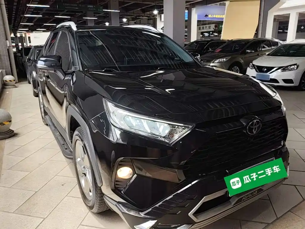 RAV4 Rongfang 2021 2.0L CVT two-wheel drive fashion PLUS version купить на сайте DeffCars