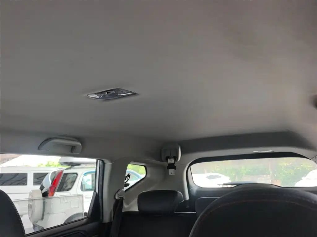 Haval M6 2018 1.5T manual two-wheel drive urban model купить на сайте DeffCars