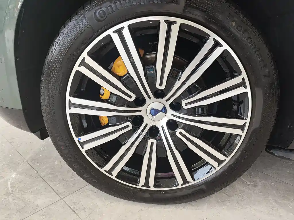 Denza N9 2025 flagship model купить на сайте DeffCars