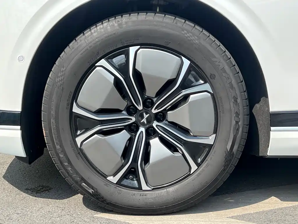 Xpeng G9 2024 702 Pro купить на сайте DeffCars