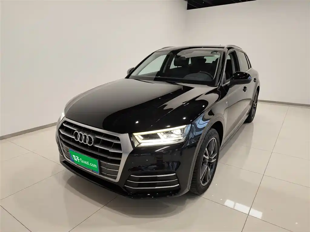 Audi Q5L 2018 40 TFSI enjoys fashionable style, National VI купить на сайте DeffCars