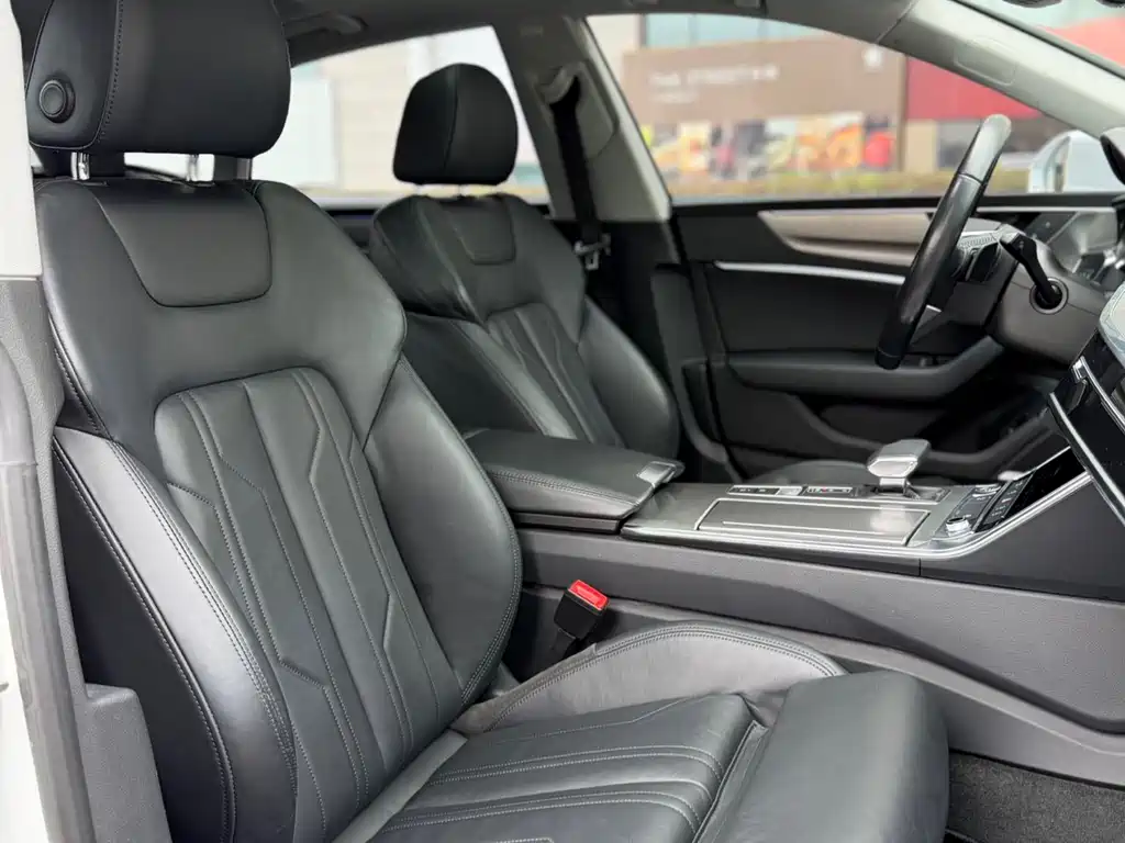 Audi A7 2020 45 TFSI Premium Selection купить на сайте DeffCars