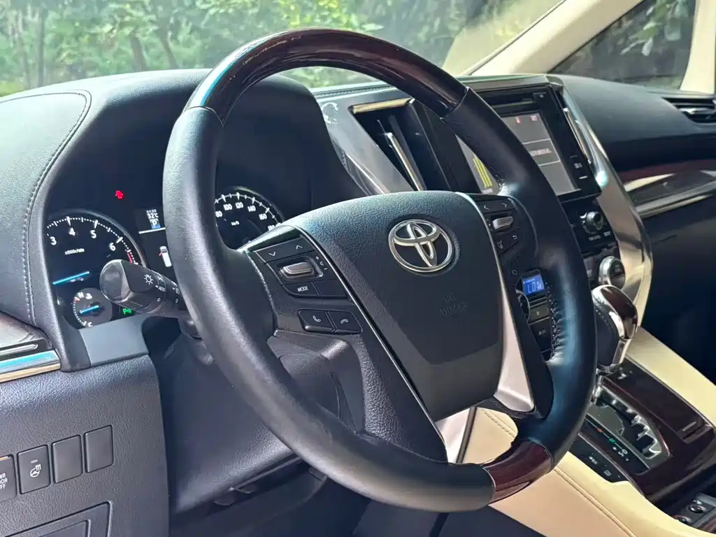Alfa 2015 3.5L Deluxe Edition купить на сайте DeffCars
