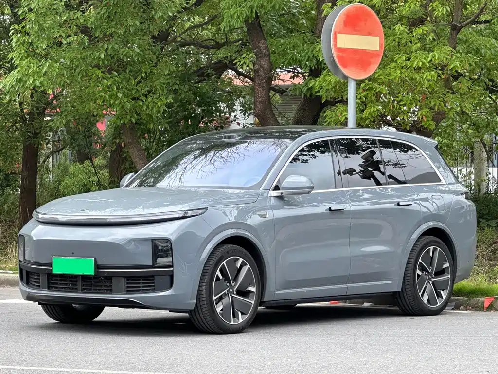 Ideal L8 2025 Max smart refresh version купить на сайте DeffCars