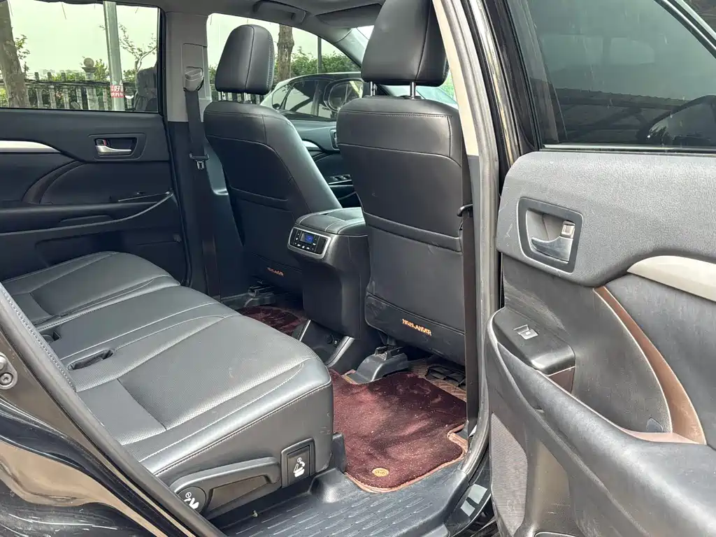 Highlander 2021 2.0T four-wheel drive luxury version 7 seats купить на сайте DeffCars