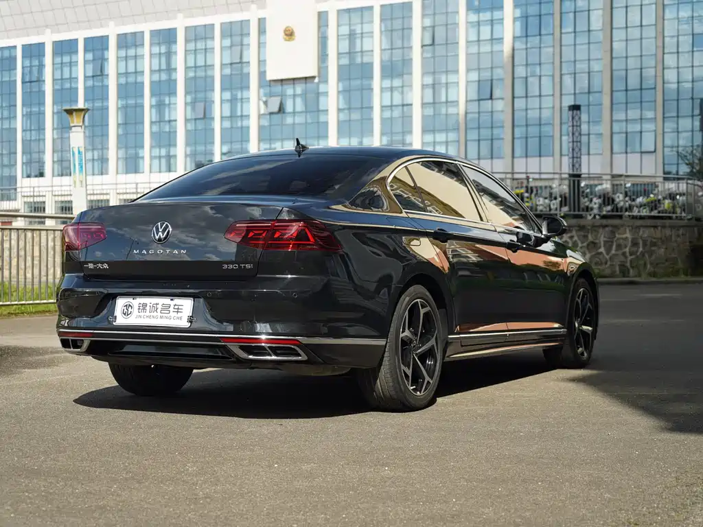Magotan 2025 model facelift public model 330TSI DSG luxury model купить на сайте DeffCars