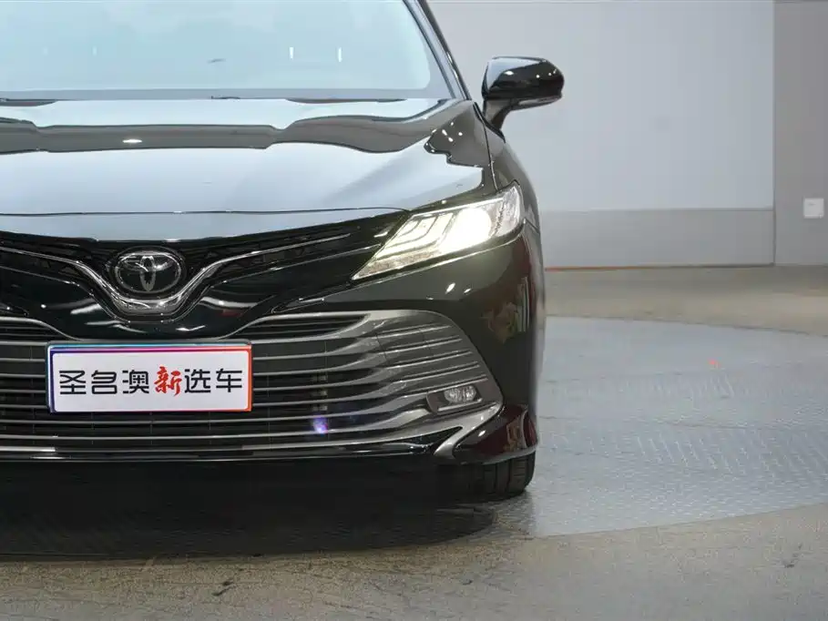 Camry 2019 2.0G Deluxe Edition National VI купить на сайте DeffCars