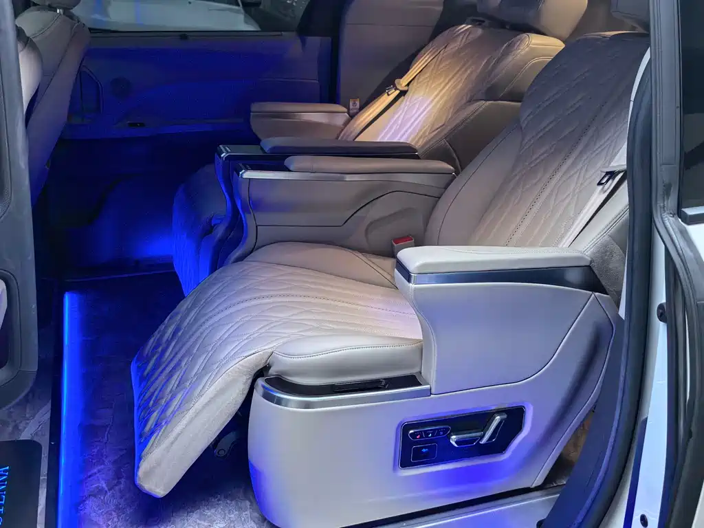 SIENNA 2024 2.5L Hybrid Comfort Edition купить на сайте DeffCars