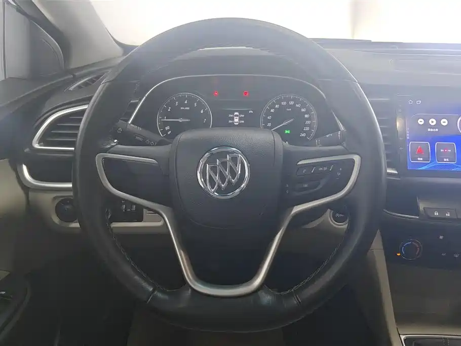 Yinglang 2018 15T Manual Elite National V купить на сайте DeffCars