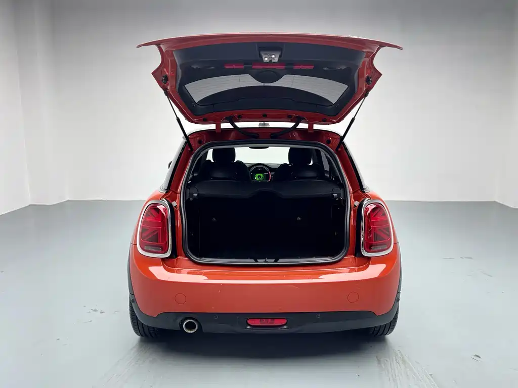 MINI 2018 1.5T COOPER Artist купить на сайте DeffCars
